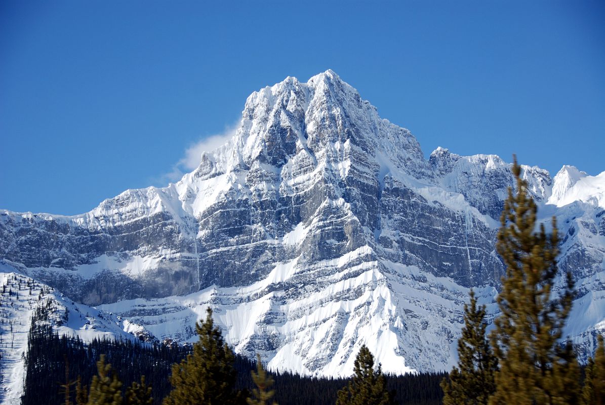 11 Howse Peak From Icefields Parkway
